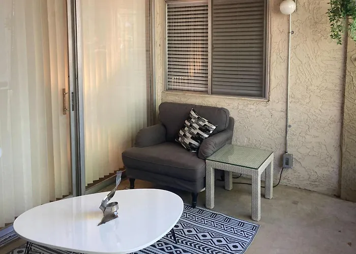 Maya A228 Scottsdale